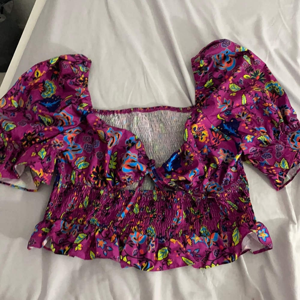 Cropped blouse